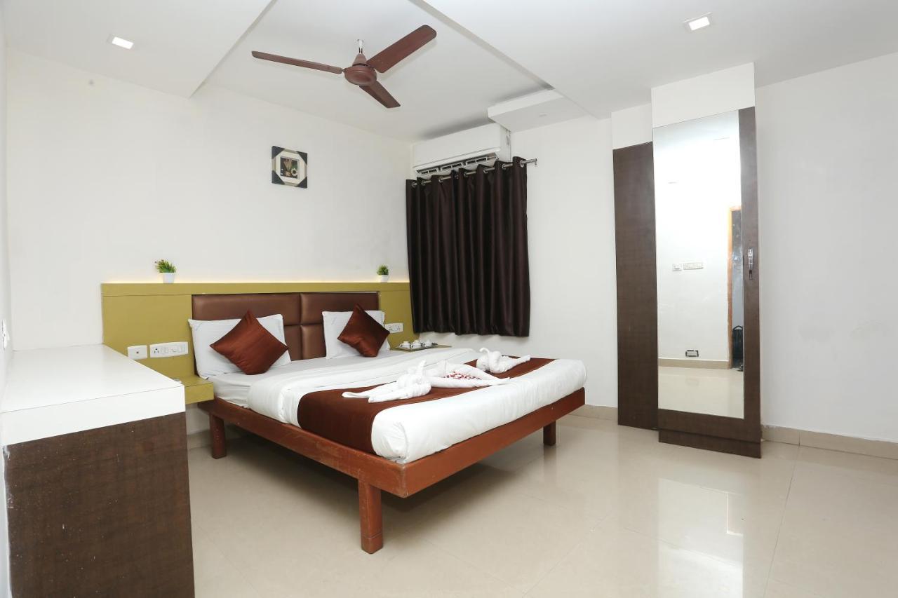 Gm Residency Hotell Chennai Exteriör bild